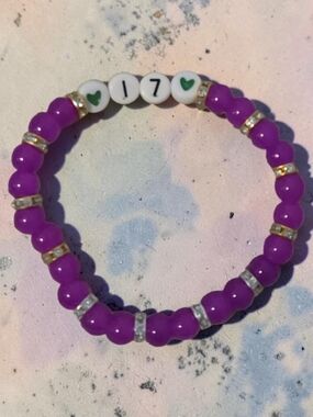 Purple Beaded '17' Stretch Bracelet